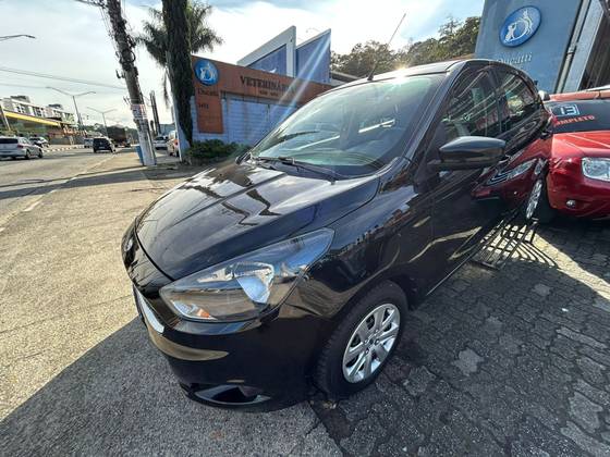 FORD KA 1.0 TI-VCT FLEX SE PLUS MANUAL FORD KA 1.0 TI-VCT FLEX SE PLUS MANUAL